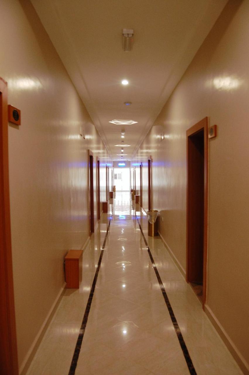 Hotel R & K Guest Palace Kano Exteriér fotografie